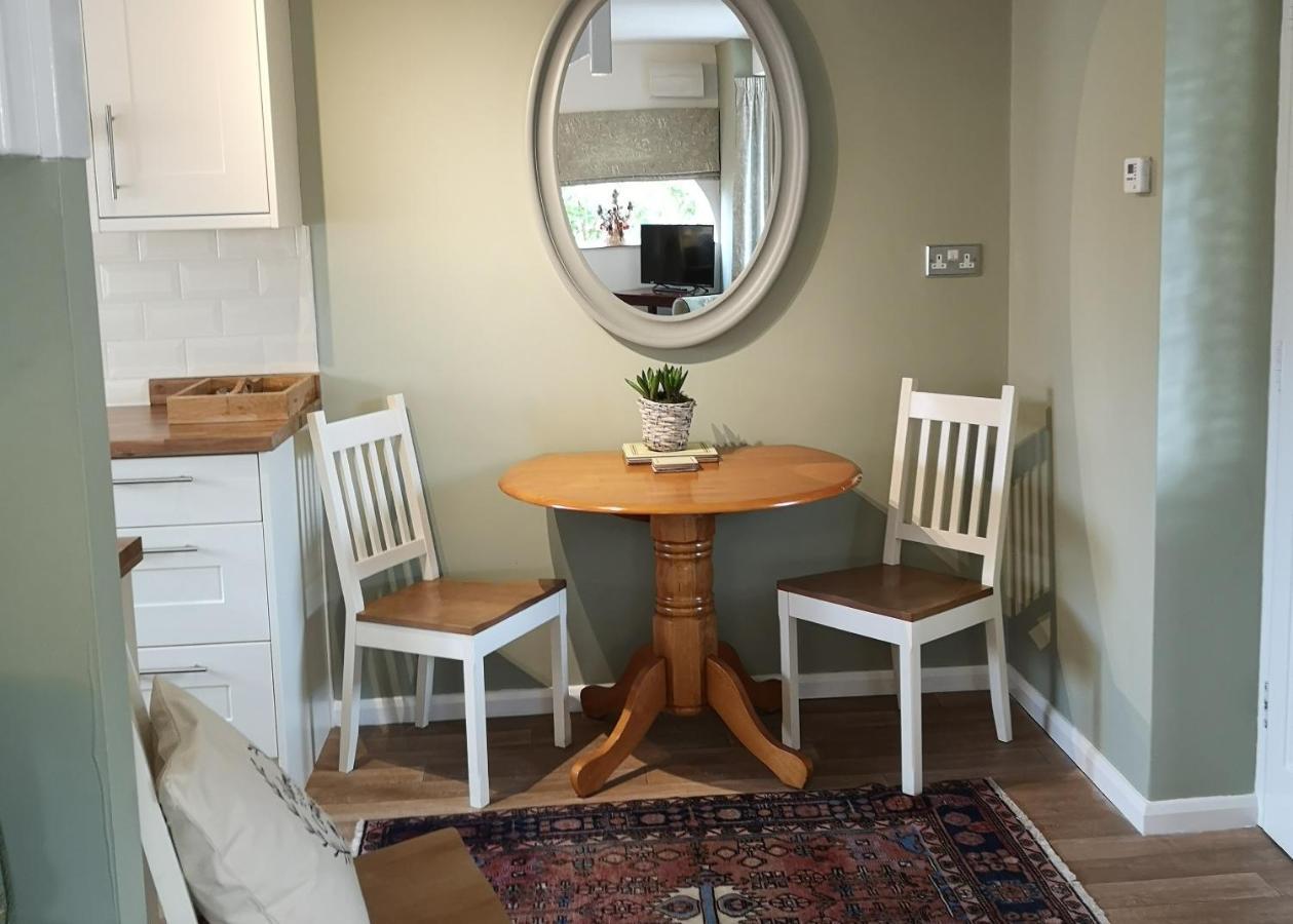 The Saddlery Holiday Cottage - Near Wolds And Coast North Thoresby Bagian luar foto
