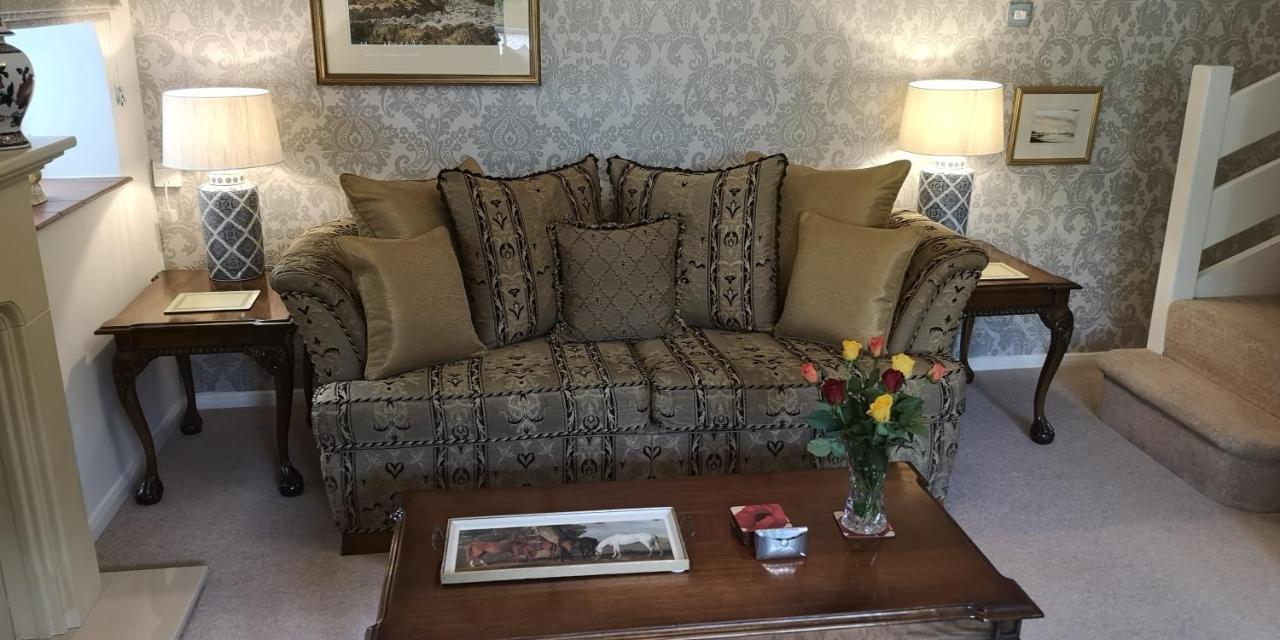 The Saddlery Holiday Cottage - Near Wolds And Coast North Thoresby Bagian luar foto